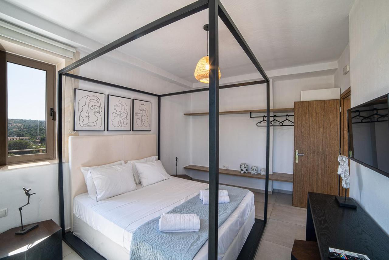 Grand Resort Villa Elefterna Bagian luar foto