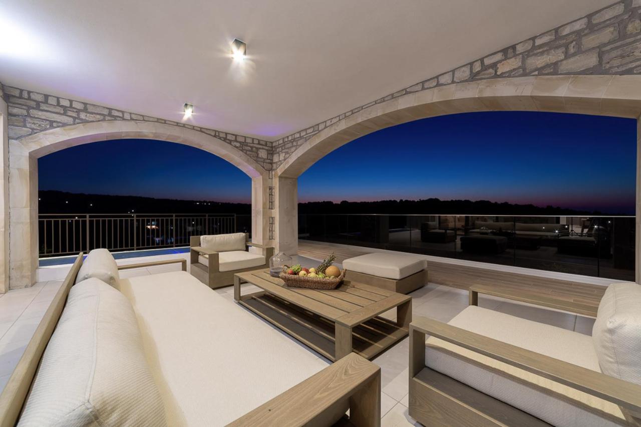 Grand Resort Villa Elefterna Bagian luar foto